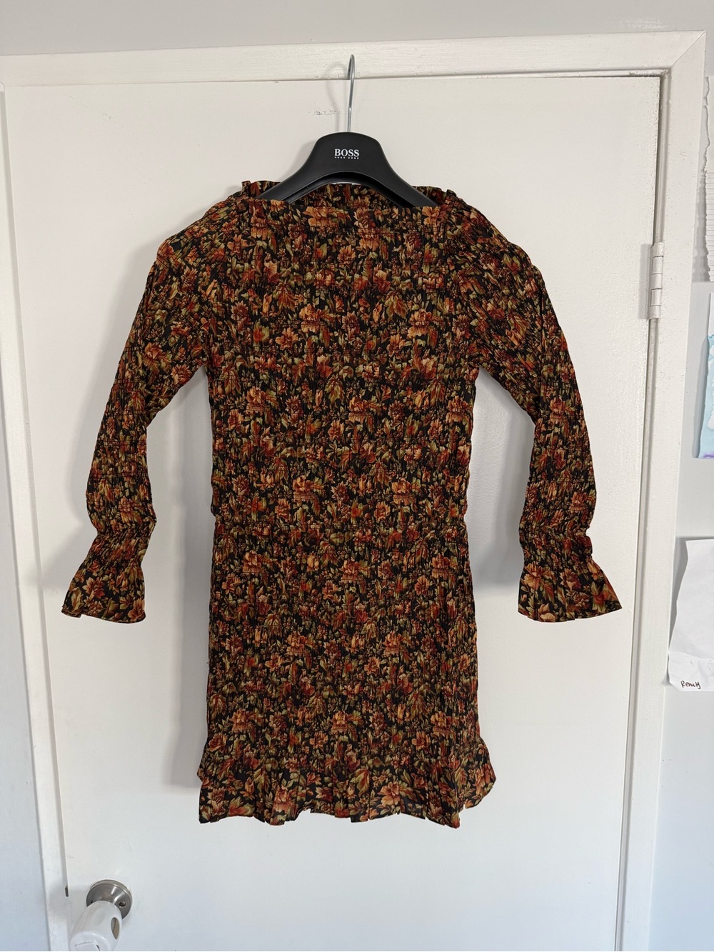 Doen Cecillia Long-Sleeve Dress in Noir Reve Des Jardins